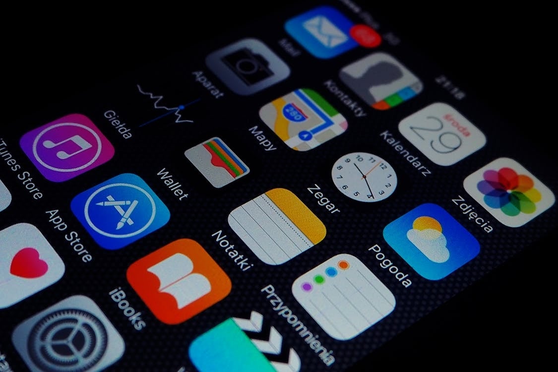 Apple iOS UI