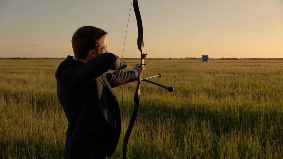 Arrow tracking shot Kling 4.0 prompt preview